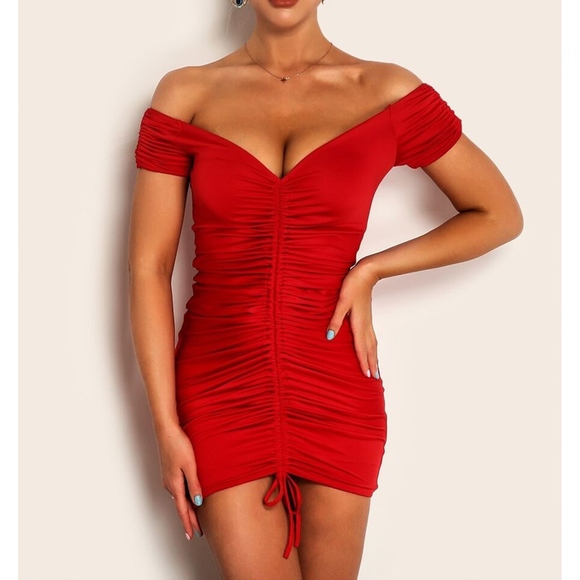 Red Off the Shoulder Front Back Ruched Sexy Dress - Picture 4 of 6